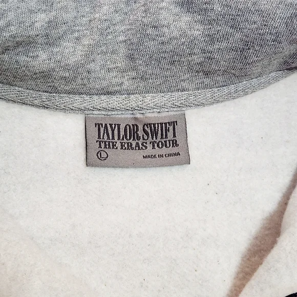 Taylor Swift Eras Tour 1/4 zip size Large - Picture 3 of 9